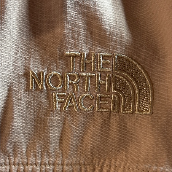 The North Face Men's salmon/peach color  Field Jacket - Picture 3 of 6